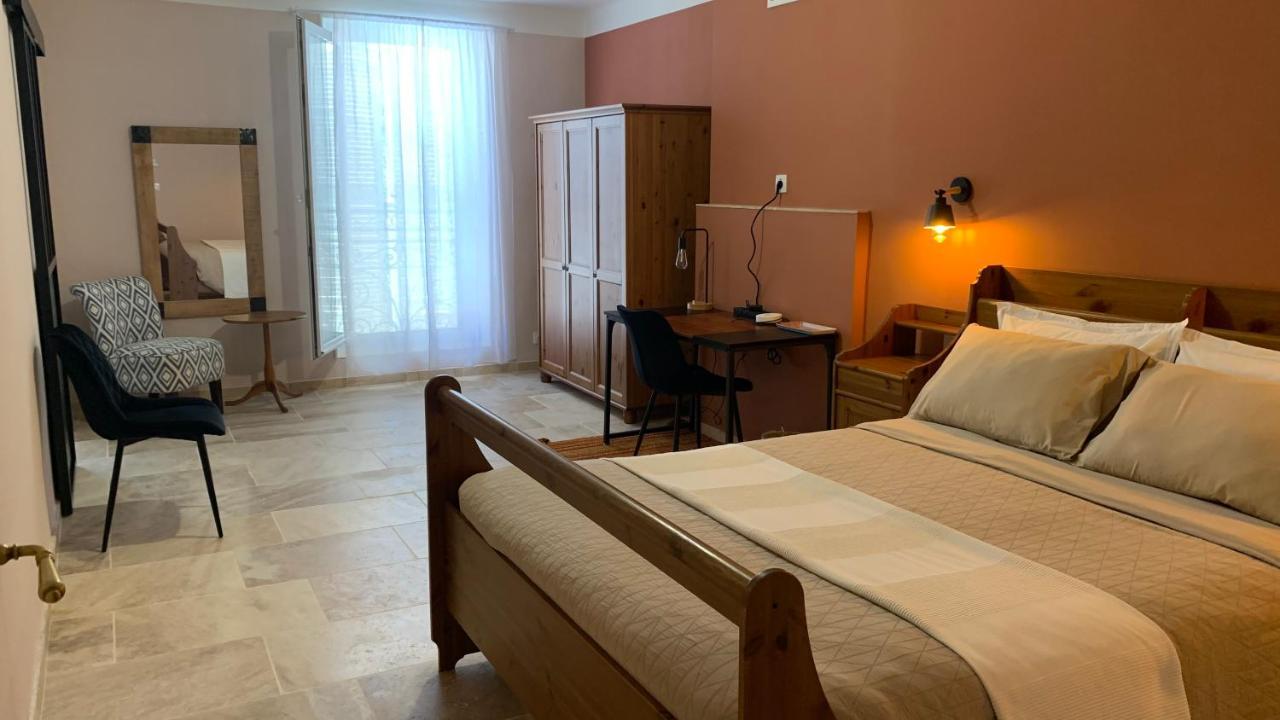 Logis De La Foulerie Bed & Breakfast Bize-Minervois Exterior photo